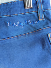 Load image into Gallery viewer, Replay & Sons Cool Cropped Jeans - 10 Years