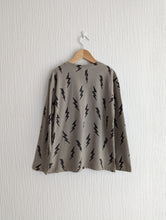 Load image into Gallery viewer, NEW Lightning Bolt Long Sleeved Top - 8 Years
