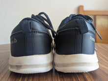 Load image into Gallery viewer, Reebok Navy Trainers EU 31 - UK 13
