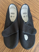 Load image into Gallery viewer, NEW M&amp;S Black School Plimsoles EU30.5 / UK 12
