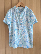 Load image into Gallery viewer, Beachy Palm Tree Print M&amp;S Short Sleeved Shirt - 10 Years
