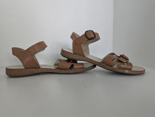 Load image into Gallery viewer, Gorgeous Tan Samphire Sandals  EU35 UK2.5
