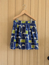 Load image into Gallery viewer, COS Super Cool Geo Print Skirt - 7 Years
