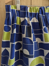 Load image into Gallery viewer, COS Super Cool Geo Print Skirt - 7 Years

