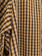 Load image into Gallery viewer, Beautiful Gingham Levi's Tunic - 10 Years
