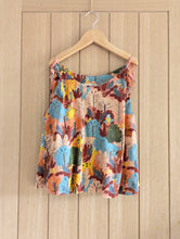 Load image into Gallery viewer, Fábula Handmade Jungle Strappy Summer Top - 8 Years
