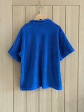 Load image into Gallery viewer, ARKET Retro Blue Towelling Polo TShirt - 7 Years
