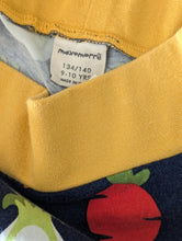 Load image into Gallery viewer, Maxomorra Retro Veggie Shorts - 9 Years
