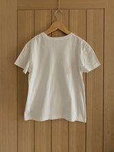 Load image into Gallery viewer, Simple White T Shirt - 9 Years
