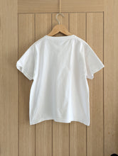 Load image into Gallery viewer, FREE Plain White T Shirt - 8 Years
