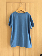 Load image into Gallery viewer, Cool Vintage Chamonix Blue T-Shirt - 8 Years
