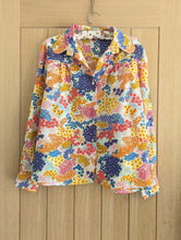 Load image into Gallery viewer, Fabulous Floral 60s Vintage Blouse - 12 Years
