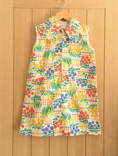 Load image into Gallery viewer, Brilliant Vintage Floral Dress - 6 Years
