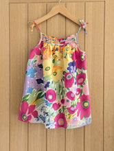 Load image into Gallery viewer, Bright Floaty Floral Tunic - 8 Years
