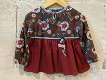Load image into Gallery viewer, French Preloved Beautiful Baby Tunic Sparkly Sweeties 18 Months
