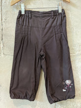 Load image into Gallery viewer, Kitchoun Summer Chocolate Brown Girls Preloved Baby Trousers 18 Months
