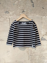 Load image into Gallery viewer, Classic Soft Cotton Breton Striped Marinière - 6 Years
