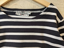 Load image into Gallery viewer, Classic Soft Cotton Breton Striped Marinière - 6 Years
