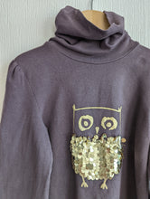 Load image into Gallery viewer, Ruffled Owl Sparkly Roll Neck - 5 Years
