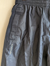 Load image into Gallery viewer, Lightweight Navy Waterproof Decathlon Trousers - 4 Years
