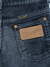 Load image into Gallery viewer, Amazing Vintage Wrangler Cords - 7 Years
