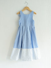 Load image into Gallery viewer, Stunning Jacadi Linen Pinafore Dress - 5 Years
