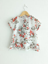 Load image into Gallery viewer, Pretty Light Cotton French Floral Tunic - 5 Years
