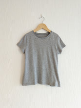 Load image into Gallery viewer, Soft Grey Striped Tee - 6 Years
