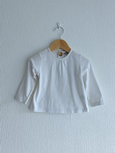 Load image into Gallery viewer, White Long Sleeved Top - 12 Months
